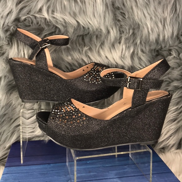 Open Toe Rhinestone Wedge Heels - Picture 3 of 7